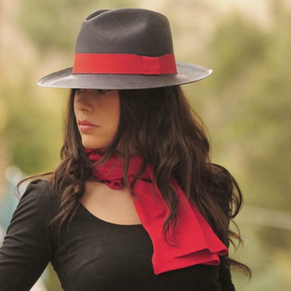 Authentic Gamboa Panama hat main image 5